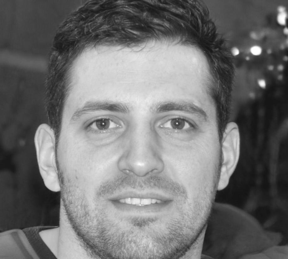 Porträt eines selbstbewussten Mannes